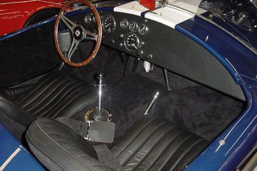  Shelby Cobra 427 1964 года  (фото 19 из 139)